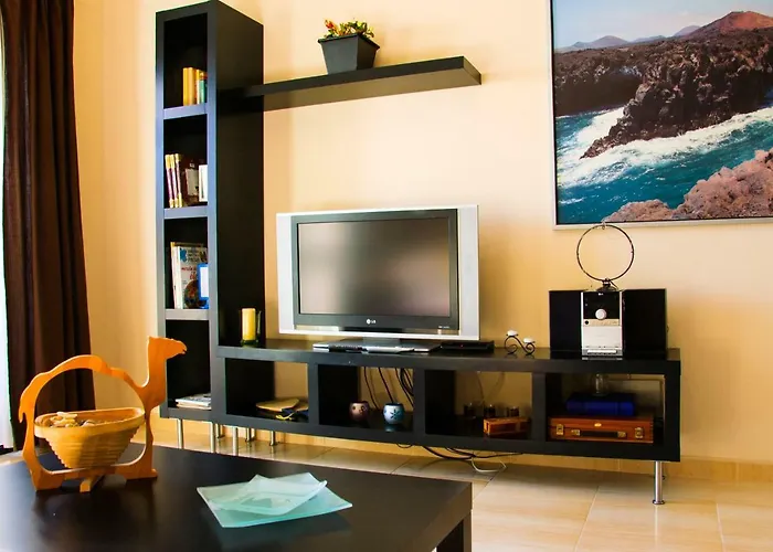 Puerto Del Carmen Pool * Пуэрто дель Кармен